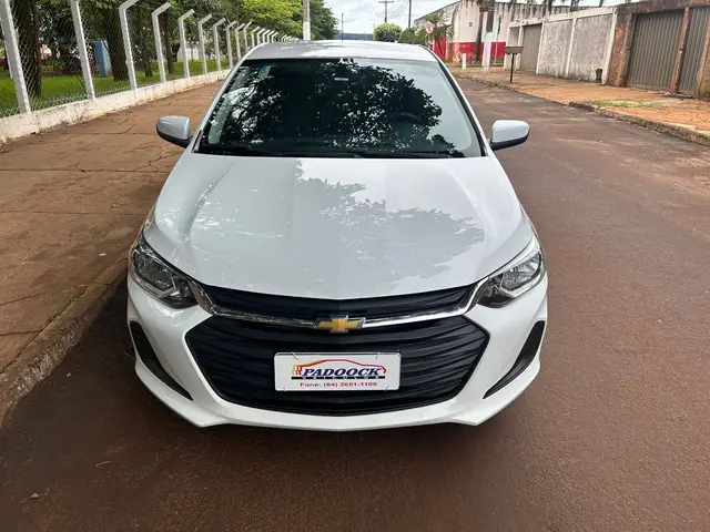 Carro Chevrolet Onix Plus 2023 1.0 Turbo (Aut.)