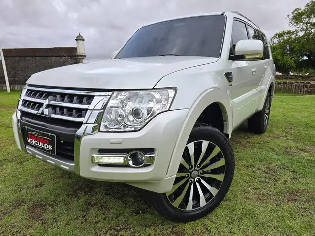 Carro Mitsubishi Pajero Full 2019 3.2 DI-D 3D HPE 4WD