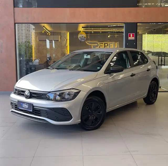 Carro Volkswagen Polo 2023 Track 1.0 Flex 12V 5p