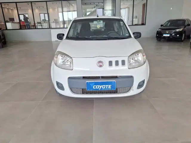 Carro Fiat Uno 2013 Vivace 1.0 8V (Flex) 2p