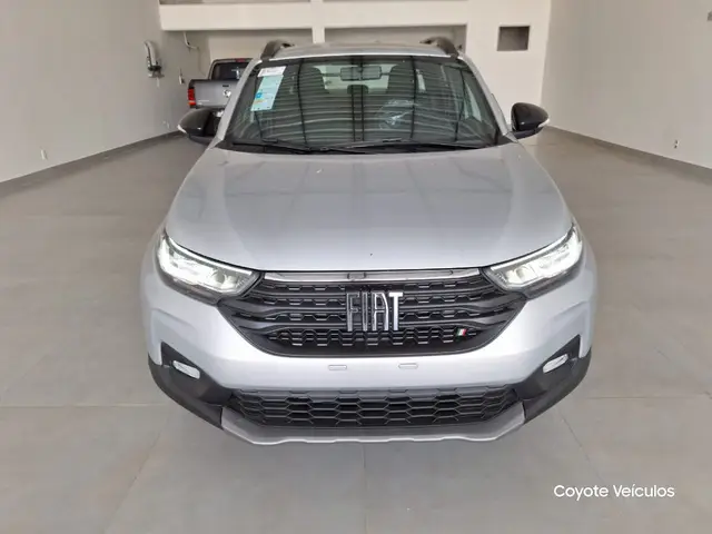 Carro Fiat Strada 2025 Volcano 1.3 Flex 8V CD Aut.
