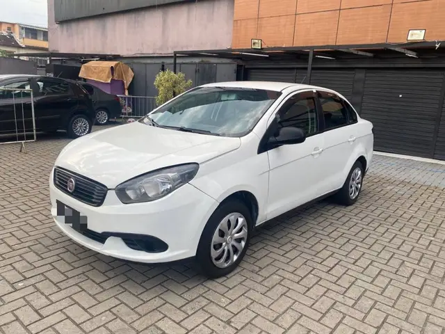 Carro Fiat Grand Siena 2021 Evo Attractive 1.4 8V (Flex)