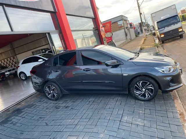 Carro Chevrolet Onix Plus 2024 LT 1.0 Turbo