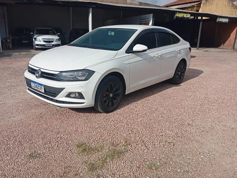 Volkswagen Virtus 1.6 MSI 16V (Flex)