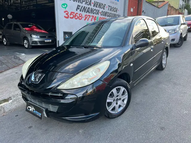 Carro Peugeot 207 Sedan 2013 207 Passion XR 1.4 8V (flex)