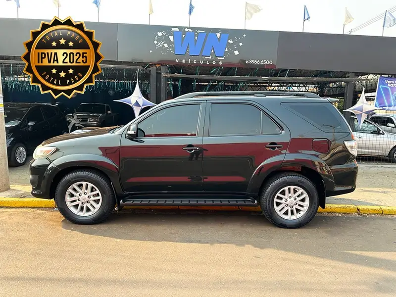 Toyota Hilux SW4 3.0 TDI 4x4 SRV 5L
