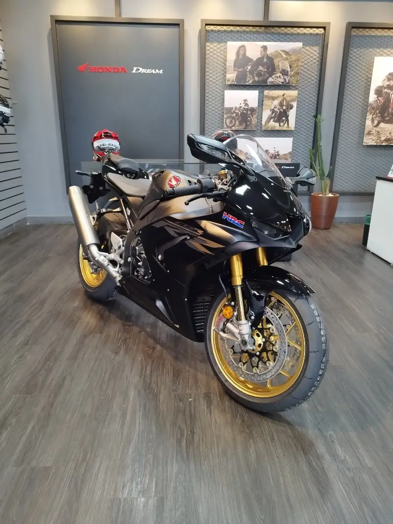 Honda CBR 1000RR-R Fireblade SP