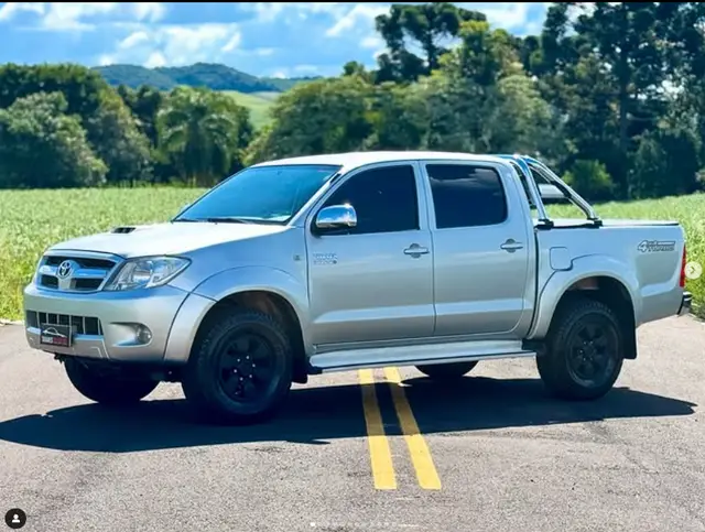 Carro Toyota Hilux Cabine Dupla 2008 Hilux STD 4x4 2.5 (cab. dupla)