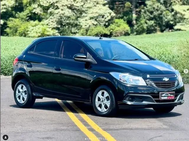 Carro Chevrolet Onix 2014 1.4 LT SPE/4