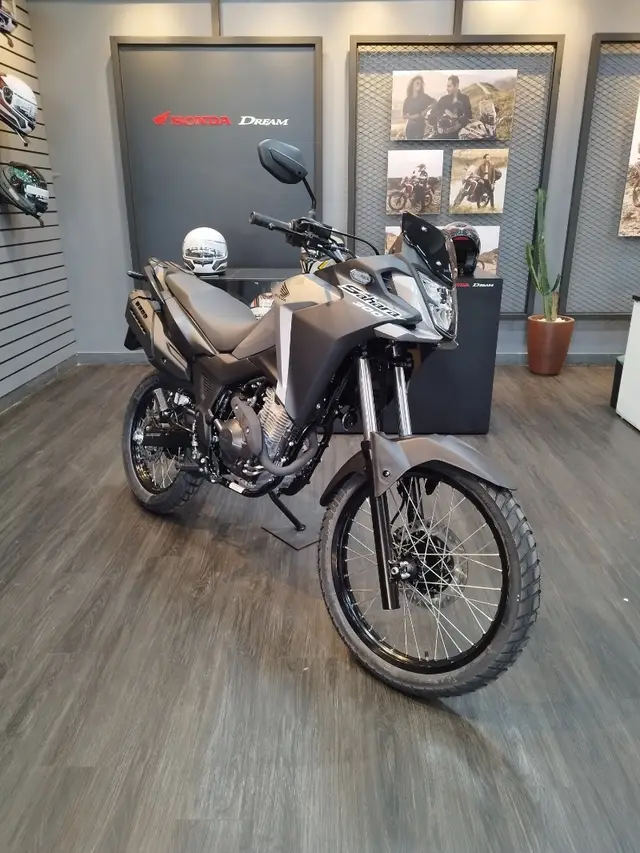 Carro Honda XRE Sahara 300 2025 ABS