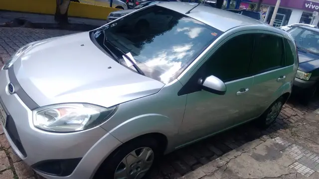Carro Ford Fiesta Hatch 2010 1.6 (Flex)