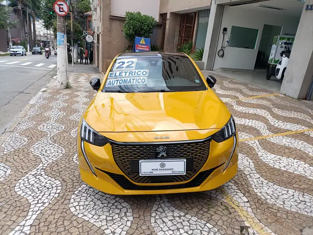 Carro Peugeot 208 2022 e-GT