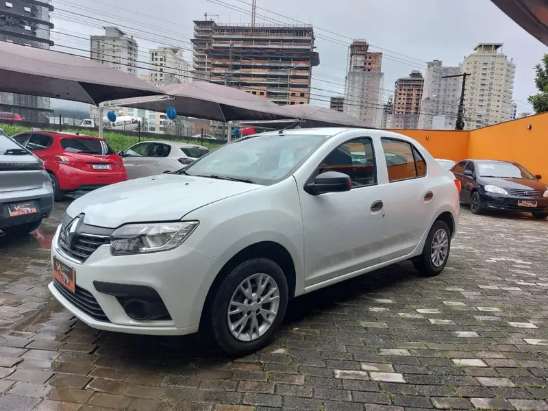Renault Logan Life 1.0 12V SCe (Flex)
