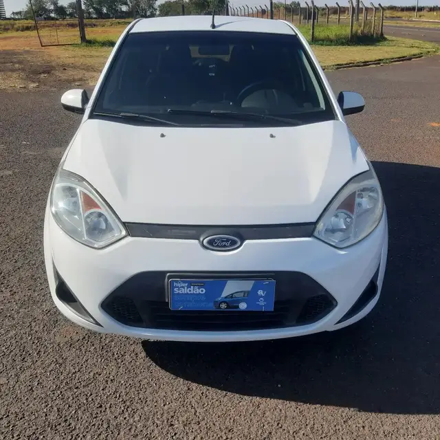 Carro Ford Fiesta Sedan 2013 1.0 (Flex)