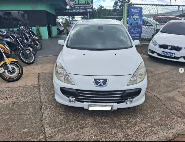 Carro Peugeot 307 2011 Hatch. Presence Pack 2.0 16V (aut) (flex)
