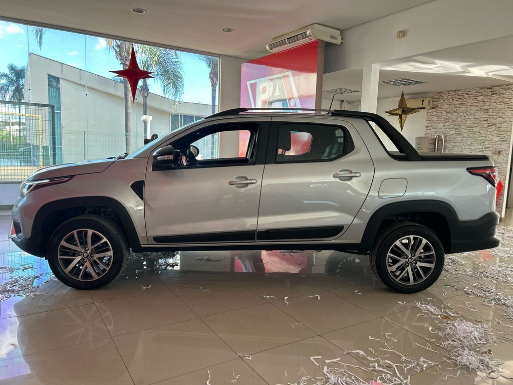 Strada Volcano 1.3 Flex 8V CD Aut.