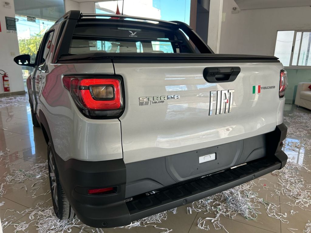 Strada Volcano 1.3 Flex 8V CD Aut.