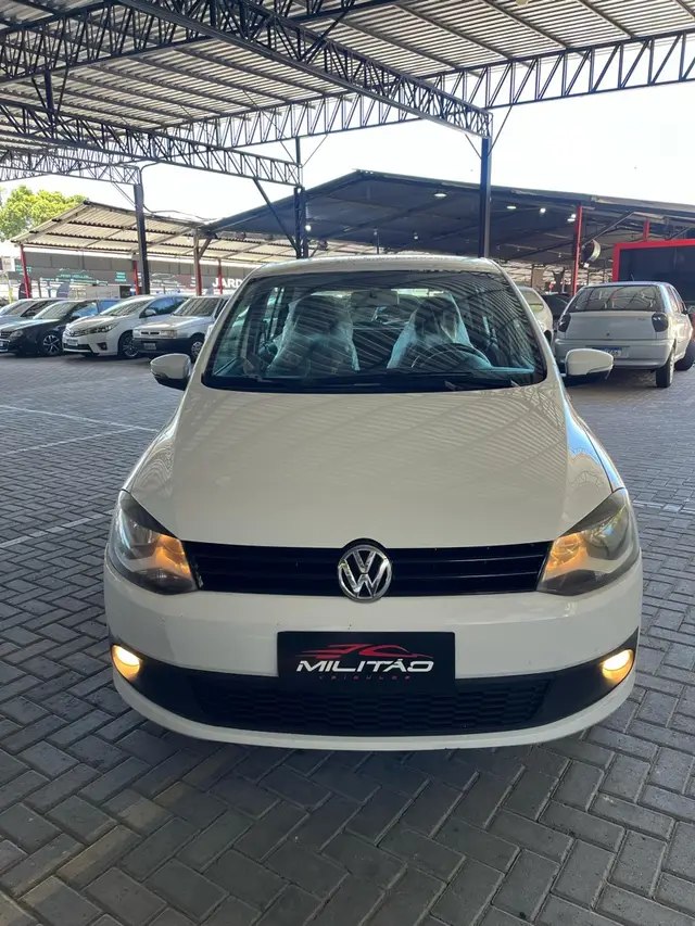 Carro Volkswagen Fox 2013 1.0 VHT (Flex) 4p