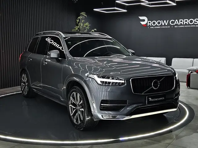 Carro Volvo XC90 2019 2.0 D5 Momentum AWD