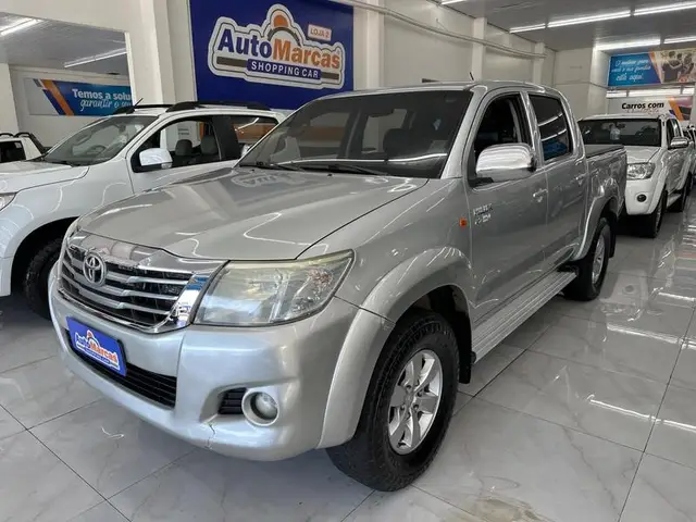 Carro Toyota Hilux Cabine Dupla 2015 Hilux 2.7 SR CD 4x2 (Flex) (Aut)