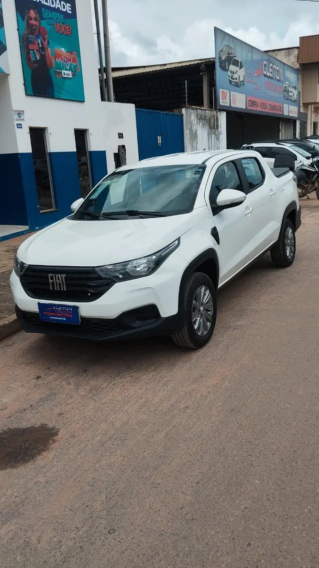 Carro Fiat Strada 2023 Freedom 1.3 CD (Flex)