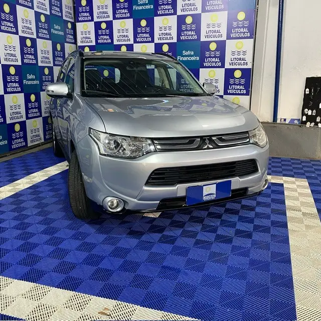 Carro Mitsubishi Outlander 2014 2.0 16V CVT