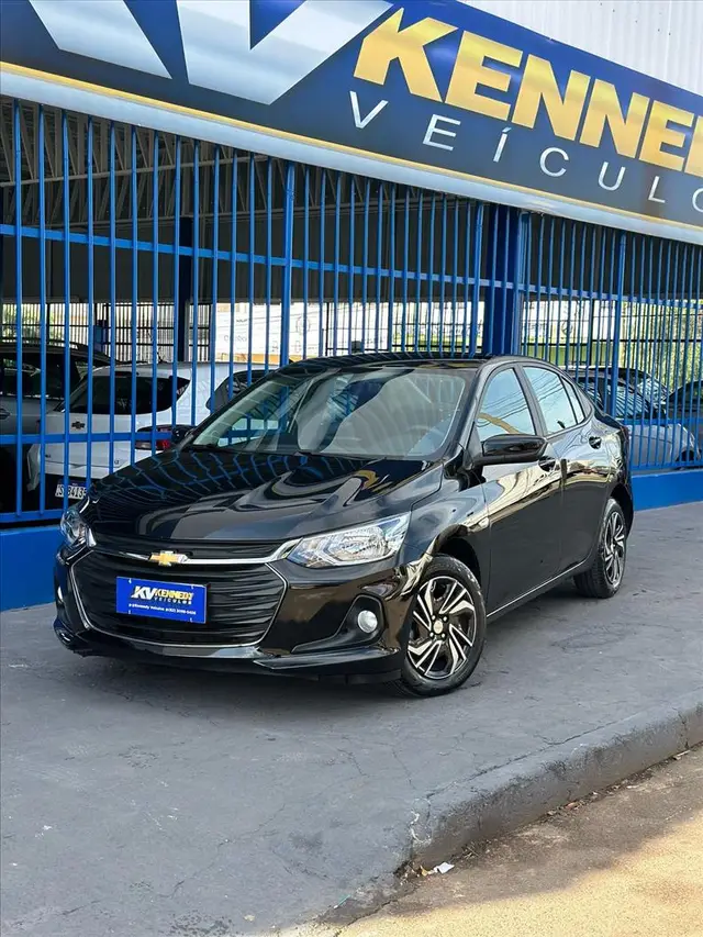 Carro Chevrolet Onix Plus 2024 LT 1.0