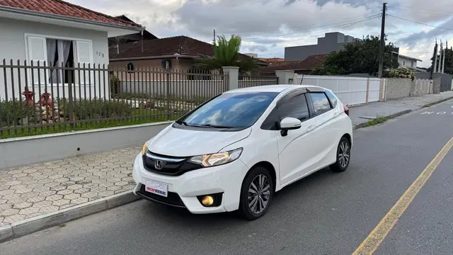 Carro Honda Fit 2015 1.5 16v EXL CVT (Flex)