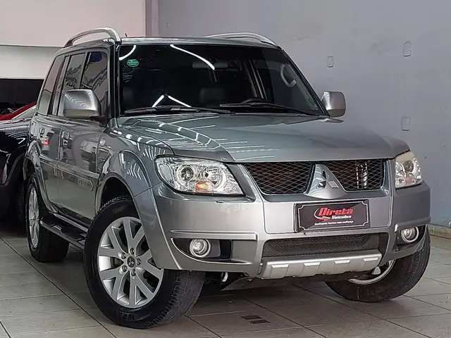 Carro Mitsubishi Pajero TR4 2012 2.0 16V 4x2 (Flex) (Aut)
