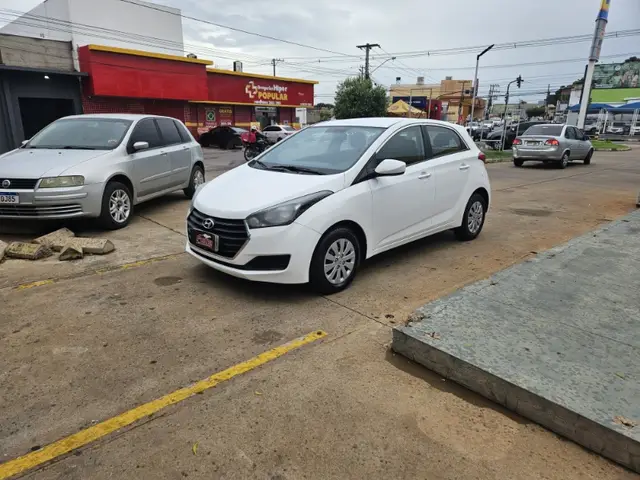 Carro Hyundai HB20 2018 1.0 Comfort (Flex)