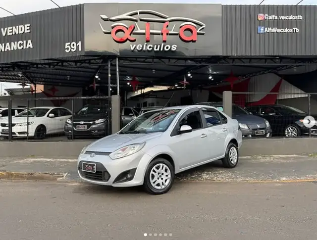 Carro Ford Fiesta Sedan 2011 1.6 (Flex)
