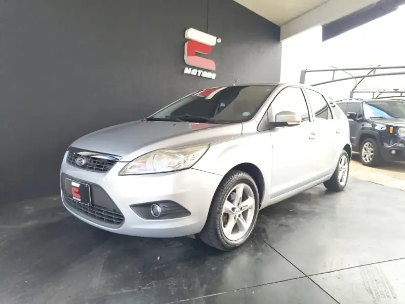 Ford Focus Hatch GLX 2.0 16V (Flex) (Aut)