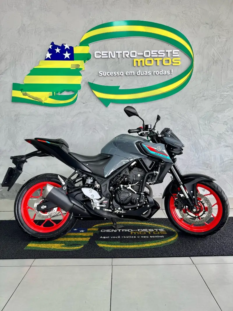 Yamaha MT-03 MT 03