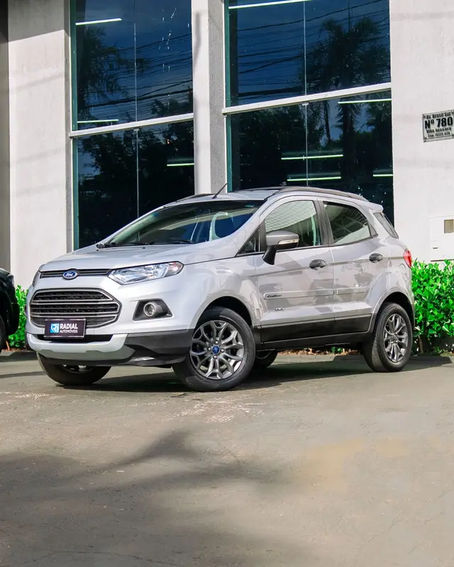 Carro Ford EcoSport 2014 Ecosport Freestyle Plus 4WD 2.0 16V (Flex)