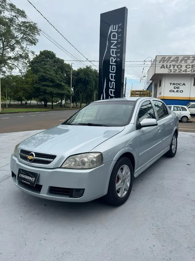 Carro Chevrolet Astra Sedan 2008 Advantage 2.0 (Flex)