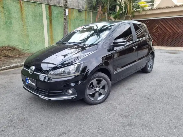 Carro Volkswagen Fox 2017 1.6 MSI Run (Flex)