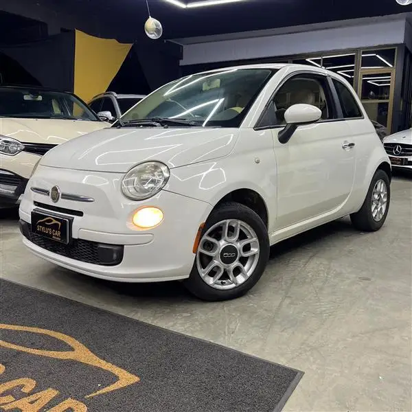 Carro Fiat 500 2012 Cult 1.4 8V