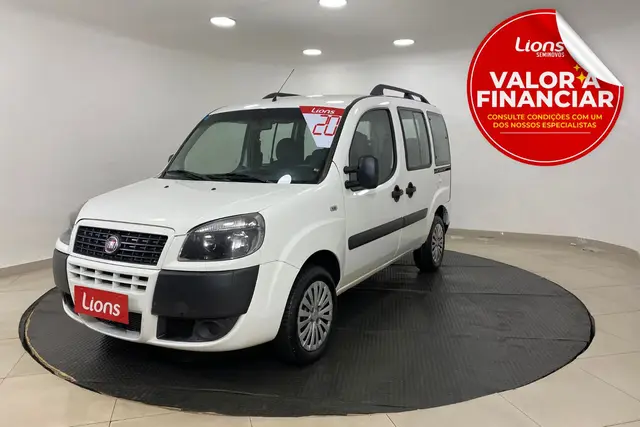Carro Fiat Doblò 2020 Essence 1.8 16V (Flex)