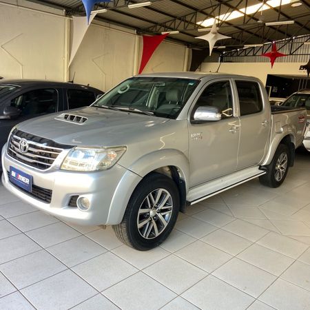Hilux Cabine Dupla Hilux 3.0 TDI 4x4 CD SRV Top (Aut)