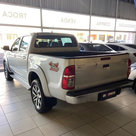 Hilux Cabine Dupla Hilux 3.0 TDI 4x4 CD SRV Top (Aut)