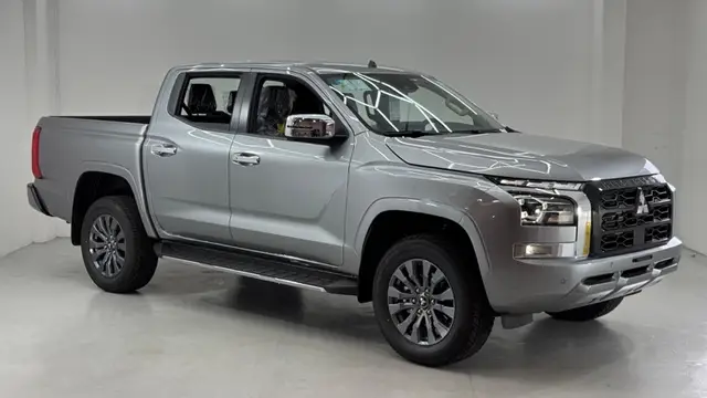 Carro Mitsubishi Triton 2026 HPE-S