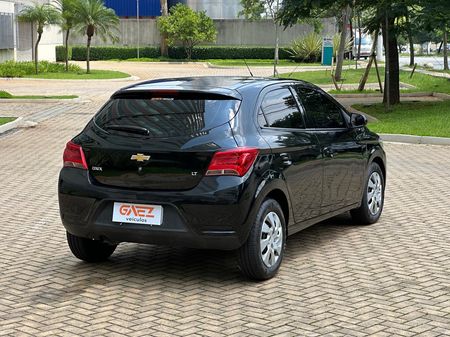 Onix 1.4 LT SPE/4 (Aut)