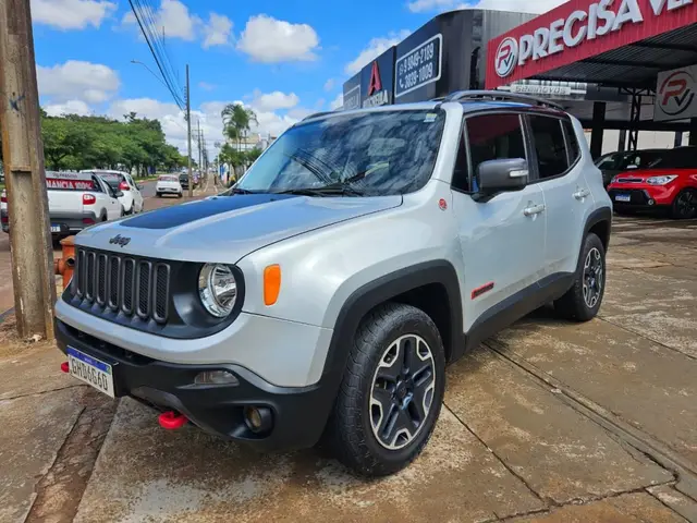 Carro Jeep Renegade 2017 Limited 1.8 4x2 (Aut) (Flex)