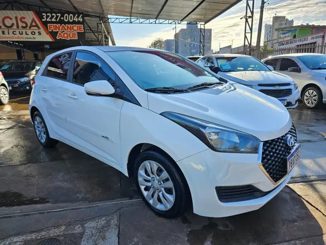 Carro Hyundai HB20 2019 1.6 Comfort Plus BlueMedia (Flex)