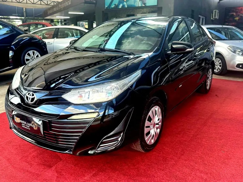 Toyota Yaris Sedan 1.5 XL Live (Flex)