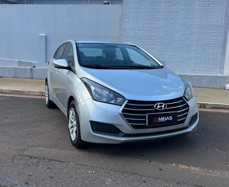 Hyundai HB20S 1.0 Comfort Plus (Flex)