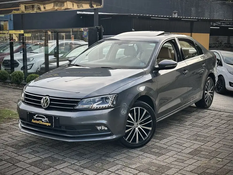 Volkswagen Jetta 2.0 TSI Highline DSG