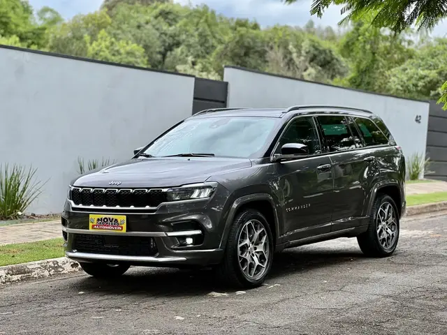 Carro Jeep Commander 2023 Overland 1.3 T270