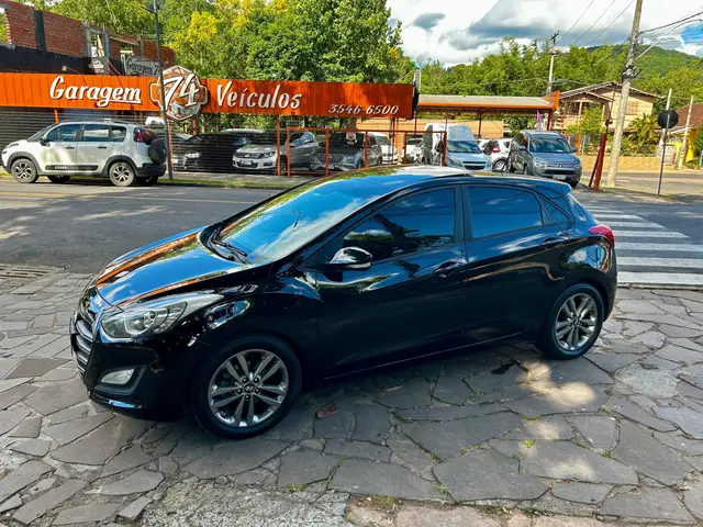 Carro Hyundai i30 2016 I30 1.8 16V MPI (Básico+Teto)