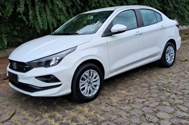 Carro Fiat Cronos 2022 Drive 1.3